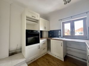 Kitchen - click for photo gallery